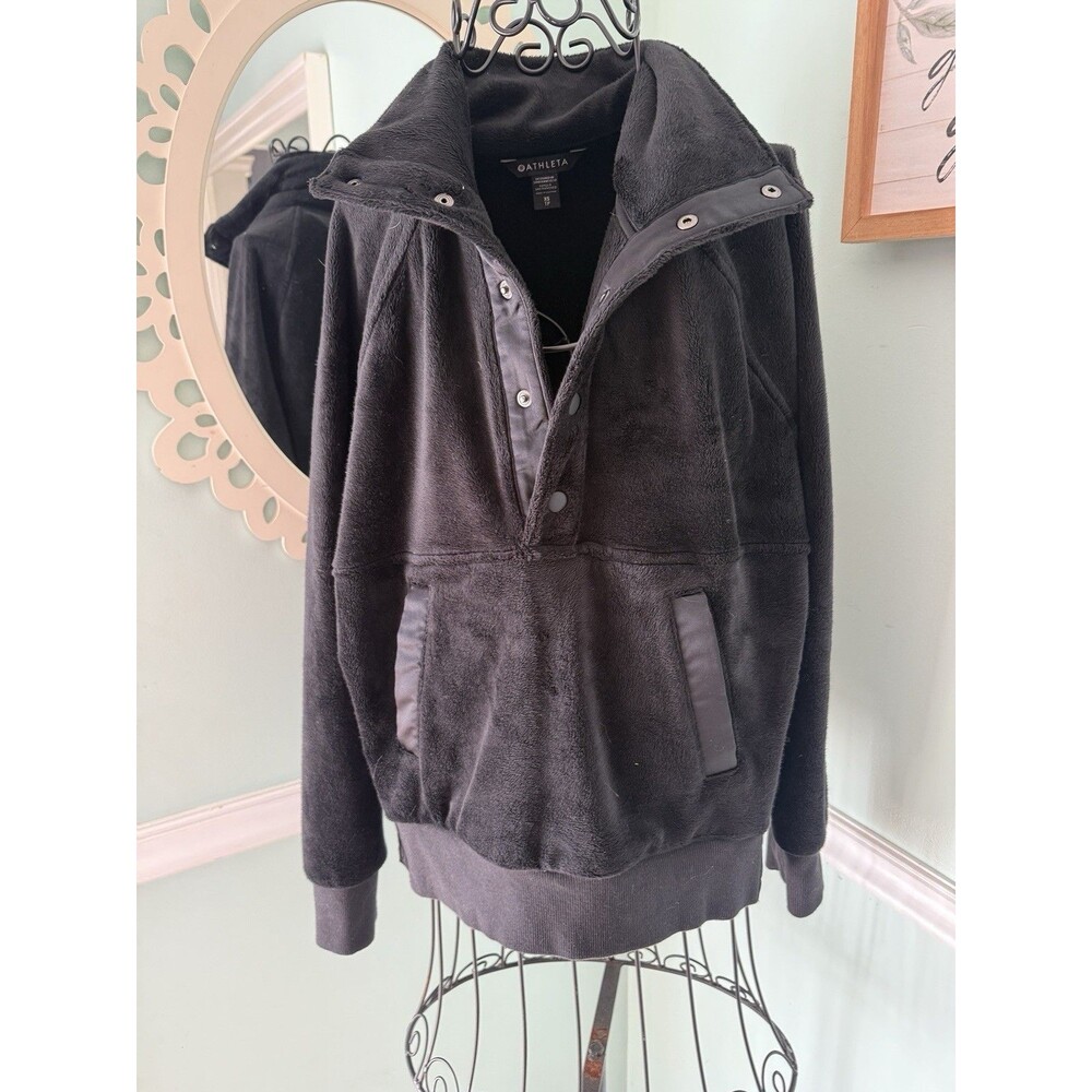 Athleta XS  Recover Cozy Snap Sweatshirt ‎ Black Soft Teddy Fleece Pullover